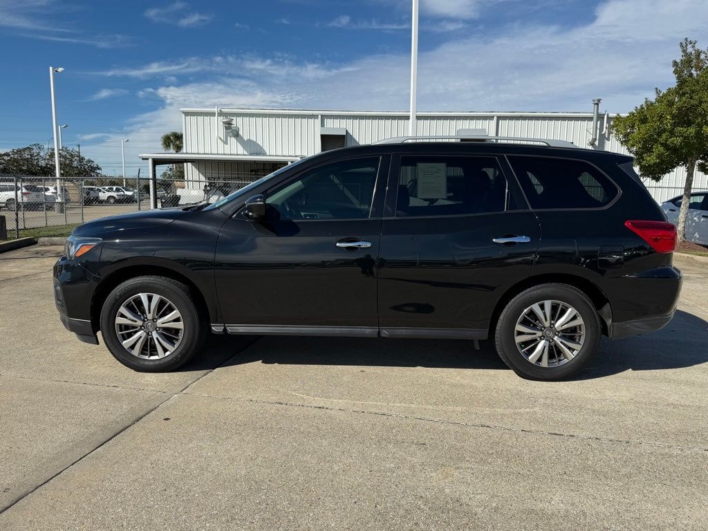 Used 2019 Nissan Pathfinder SL SUV
