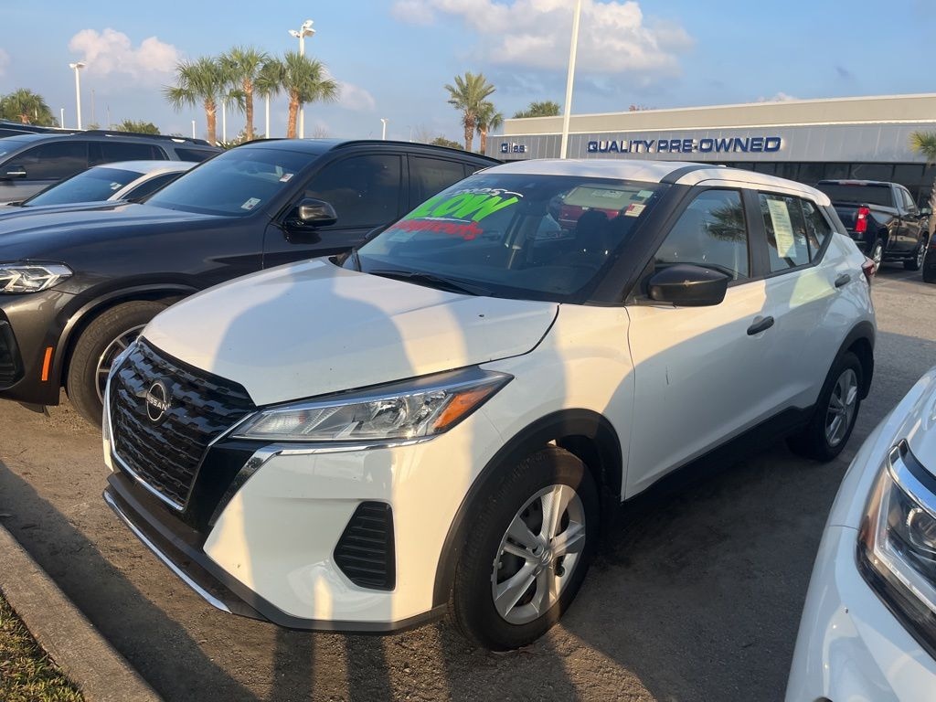 Used 2025 Nissan Kicks Play S SUV