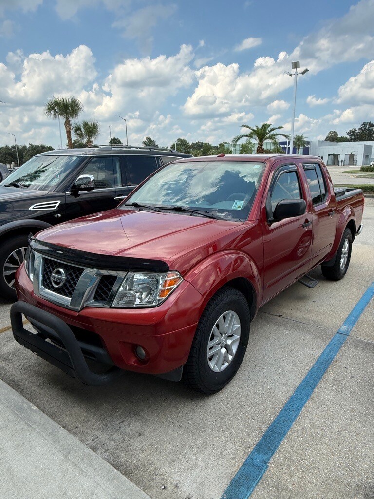 2016 Nissan Frontier SV photo 2