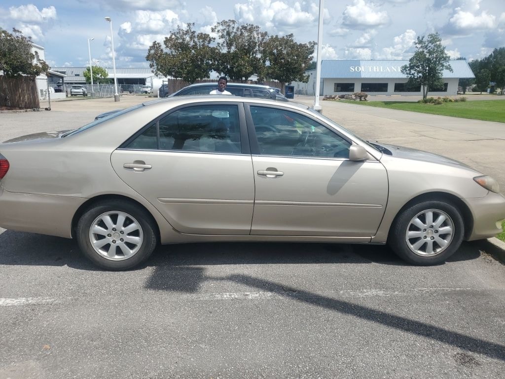 Used 2006 Toyota Camry Sedan