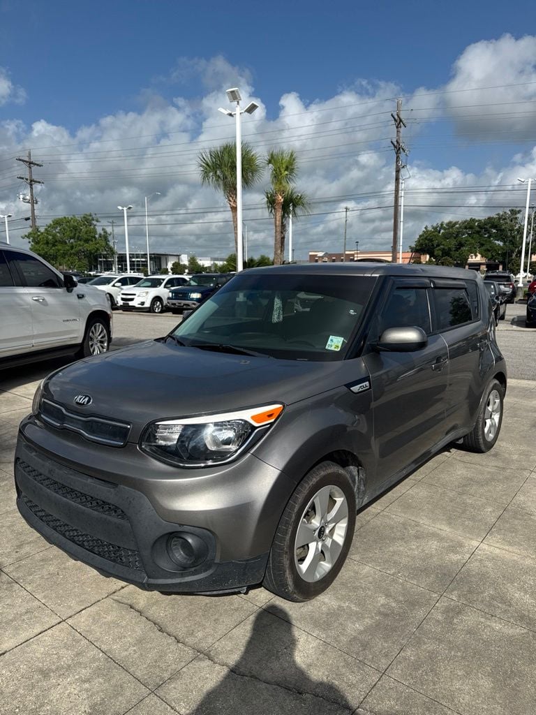 2018 Kia Soul 1.6L Base 6 A/T's photo