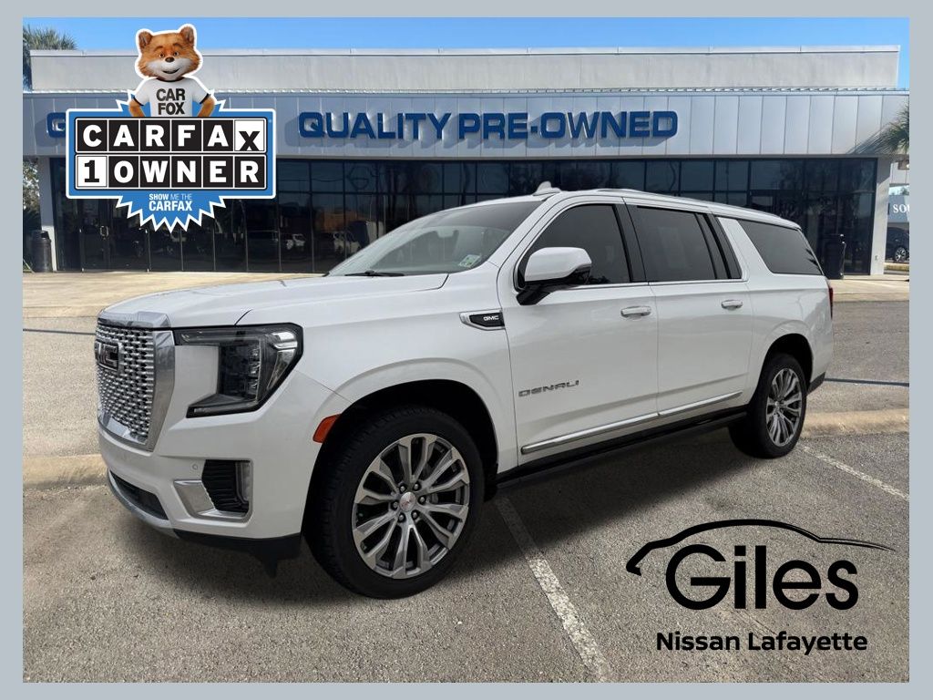 2022 GMC Yukon Denali 2WD's photo