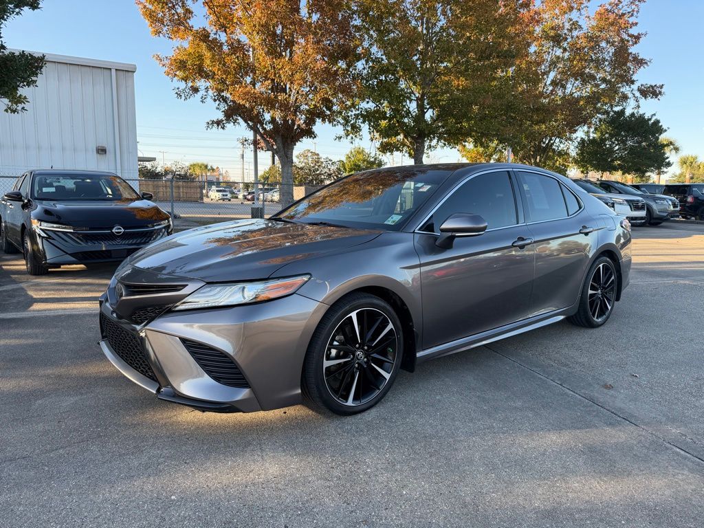2019 Toyota Camry XSE's photo