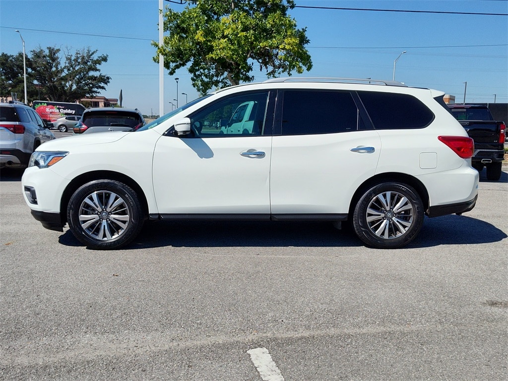 Used 2019 Nissan Pathfinder SL SUV