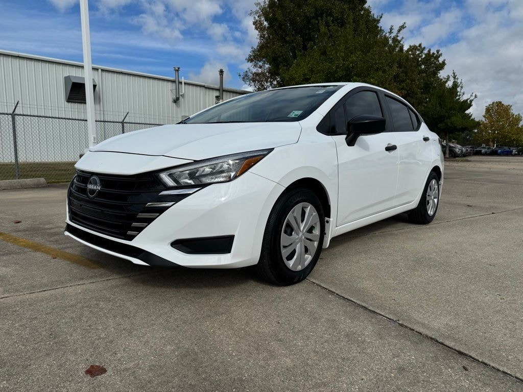 Used 2025 Nissan Versa 1.6 S Sedan