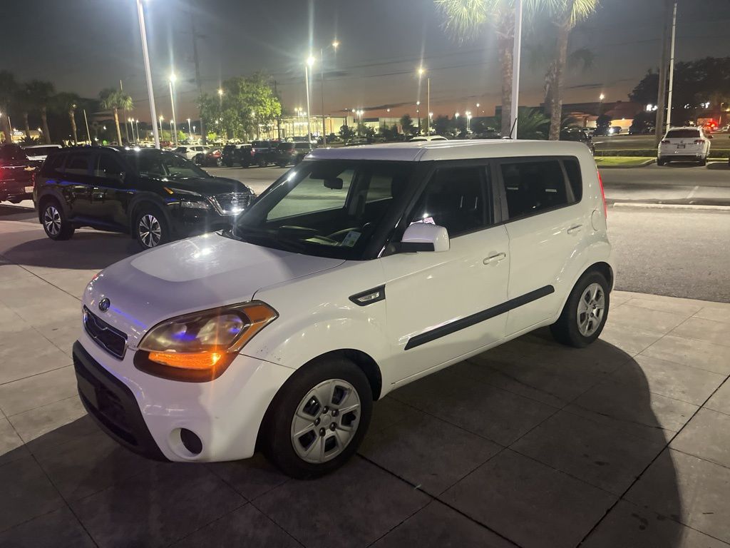 2012 Kia Soul Base's photo