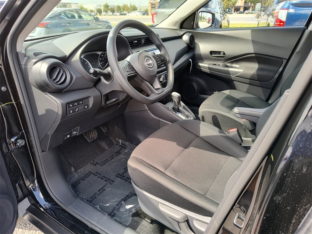 Used 2025 Nissan Kicks Play S SUV