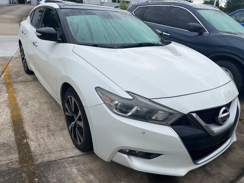 2017 Nissan Maxima SL photo 2
