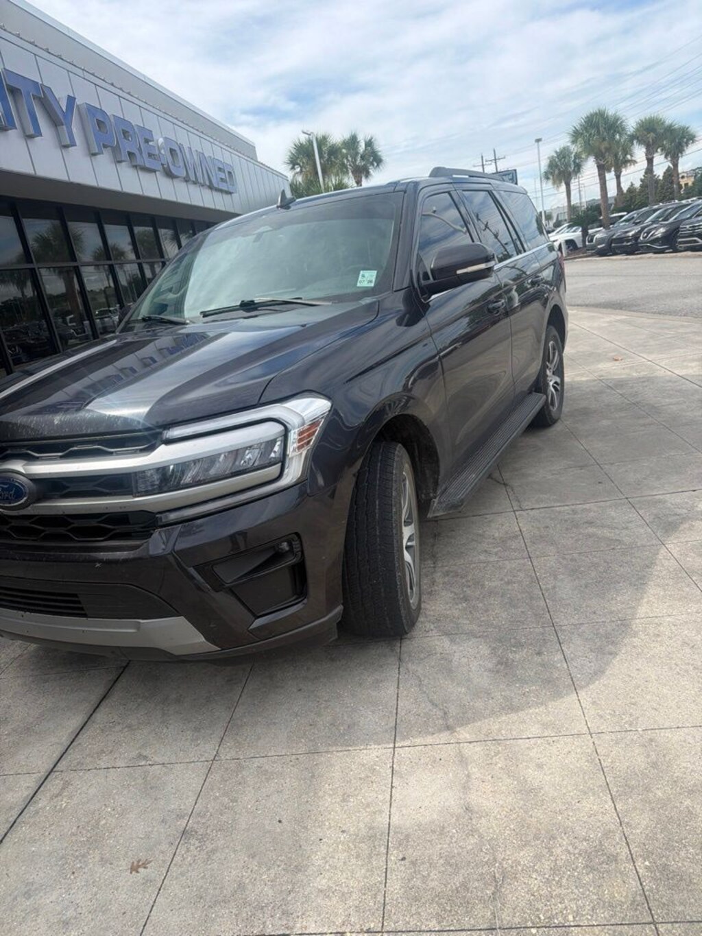 Used 2024 Ford Expedition XLT SUV