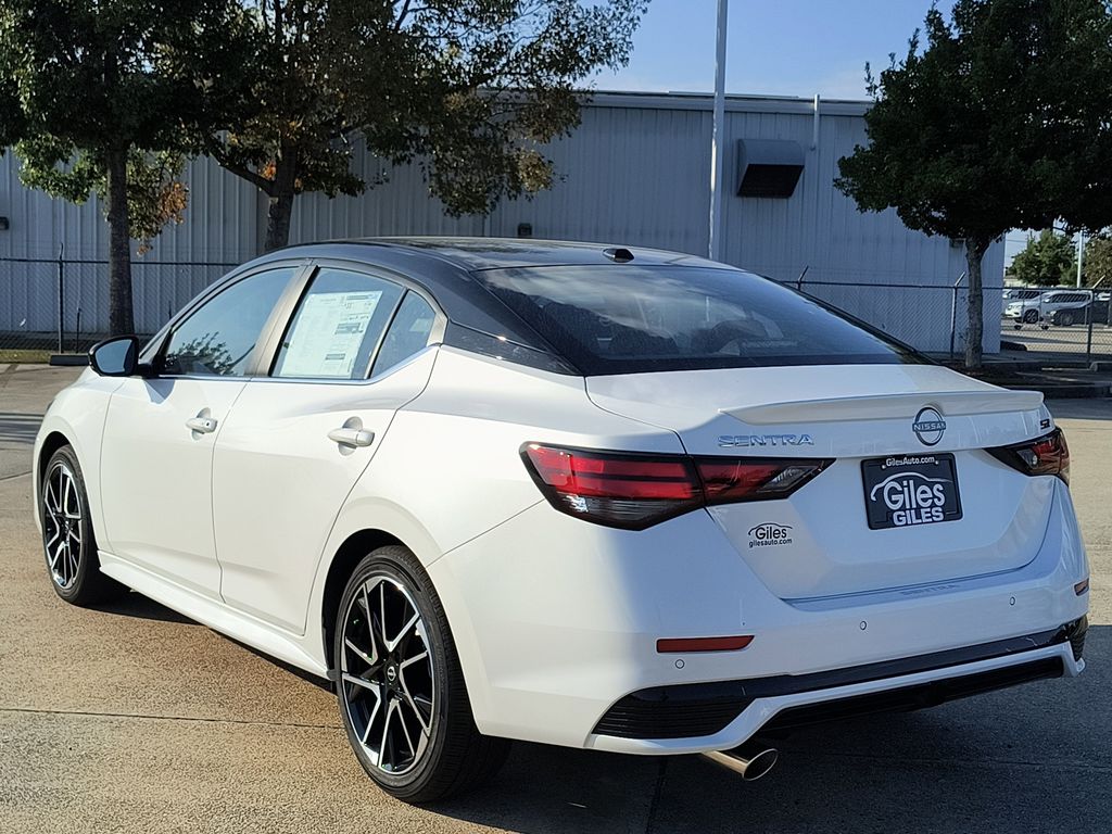 2025 Nissan Sentra SR photo 2