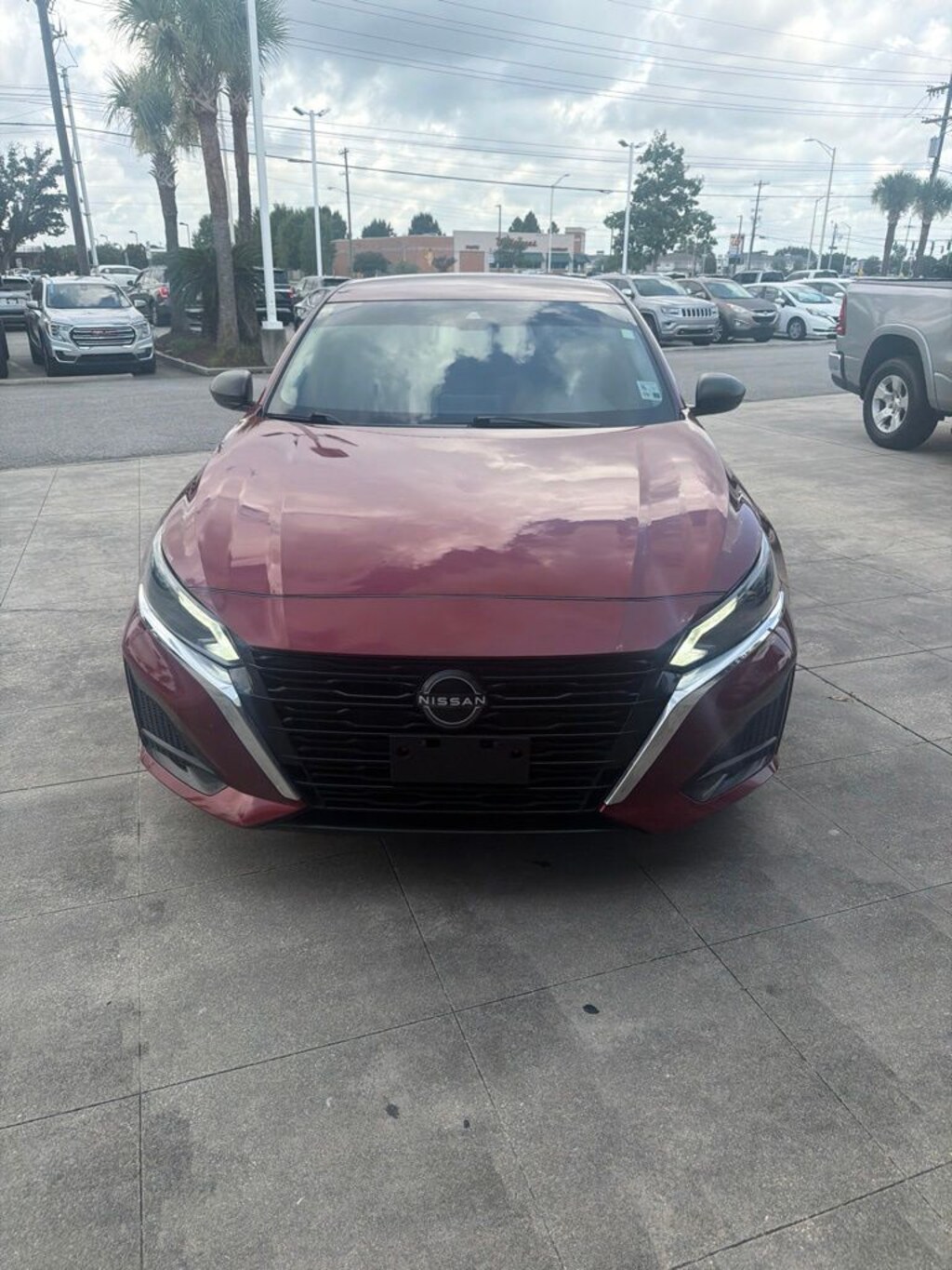 Used 2024 Nissan Altima 2.5 SV Sedan