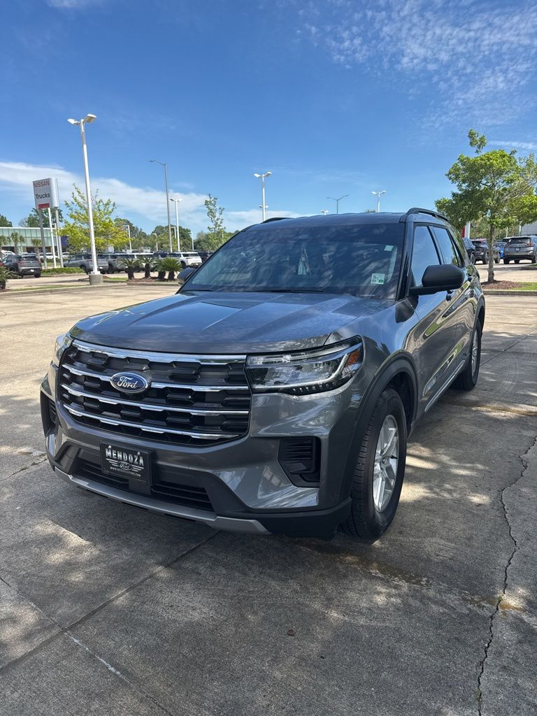 2025 Ford Explorer Active RWD (PL535)'s photo