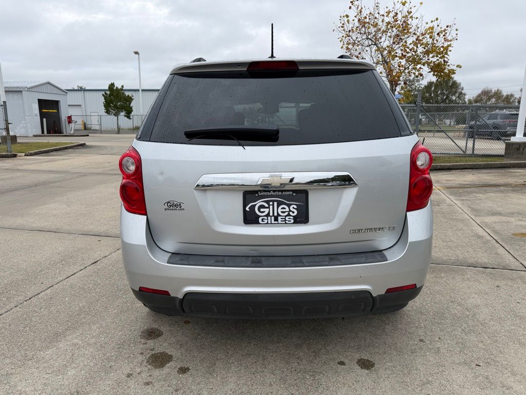 2015 Chevrolet Equinox photo 3