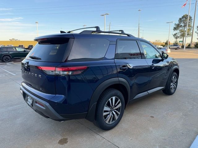 2026 Nissan Pathfinder SL - Photo 5