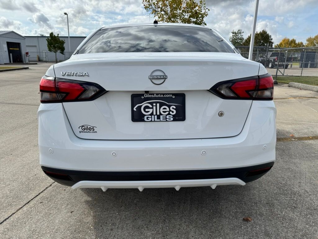 Used 2025 Nissan Versa 1.6 S Sedan