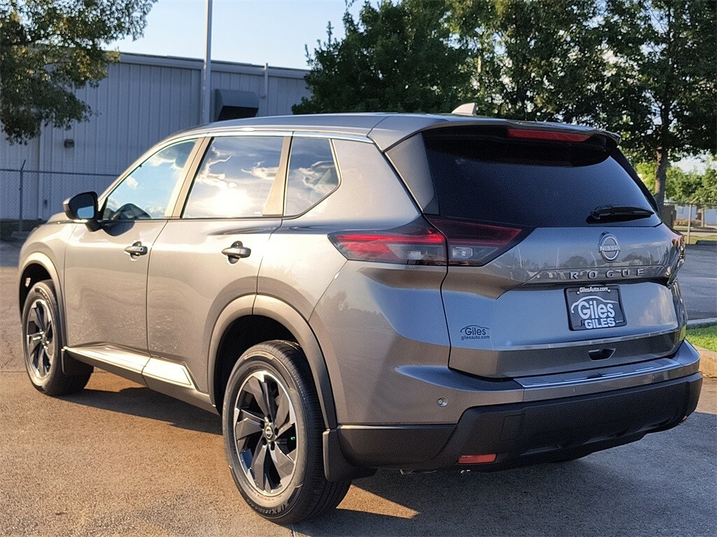 2026 Nissan Rogue SV photo 3