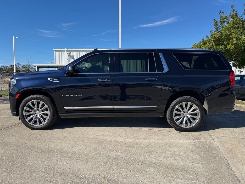 Used 2022 GMC Yukon XL Denali SUV