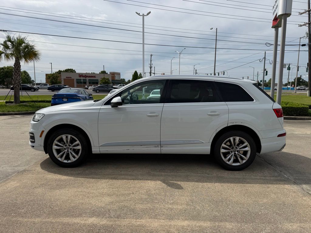 Used 2018 Audi Q7 Premium Plus with VIN WA1LAAF70JD016708 for sale in Lafayette, LA
