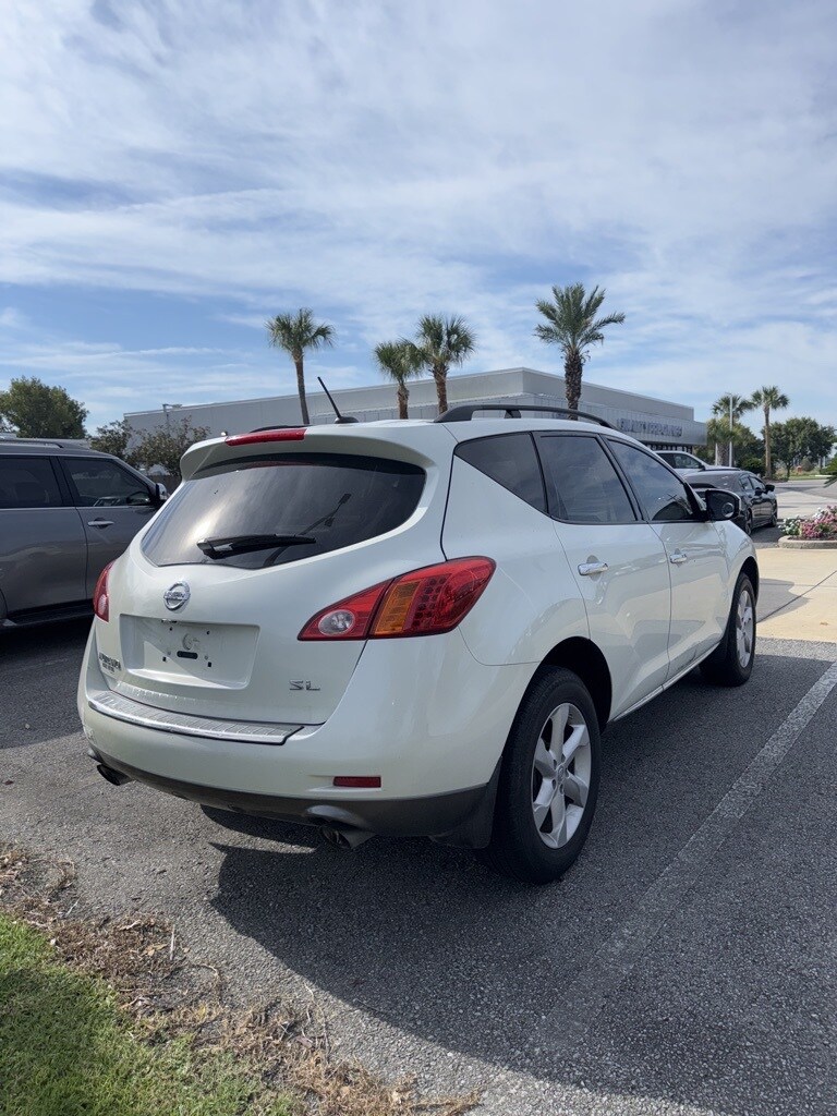 2010 Nissan Murano SL photo 2