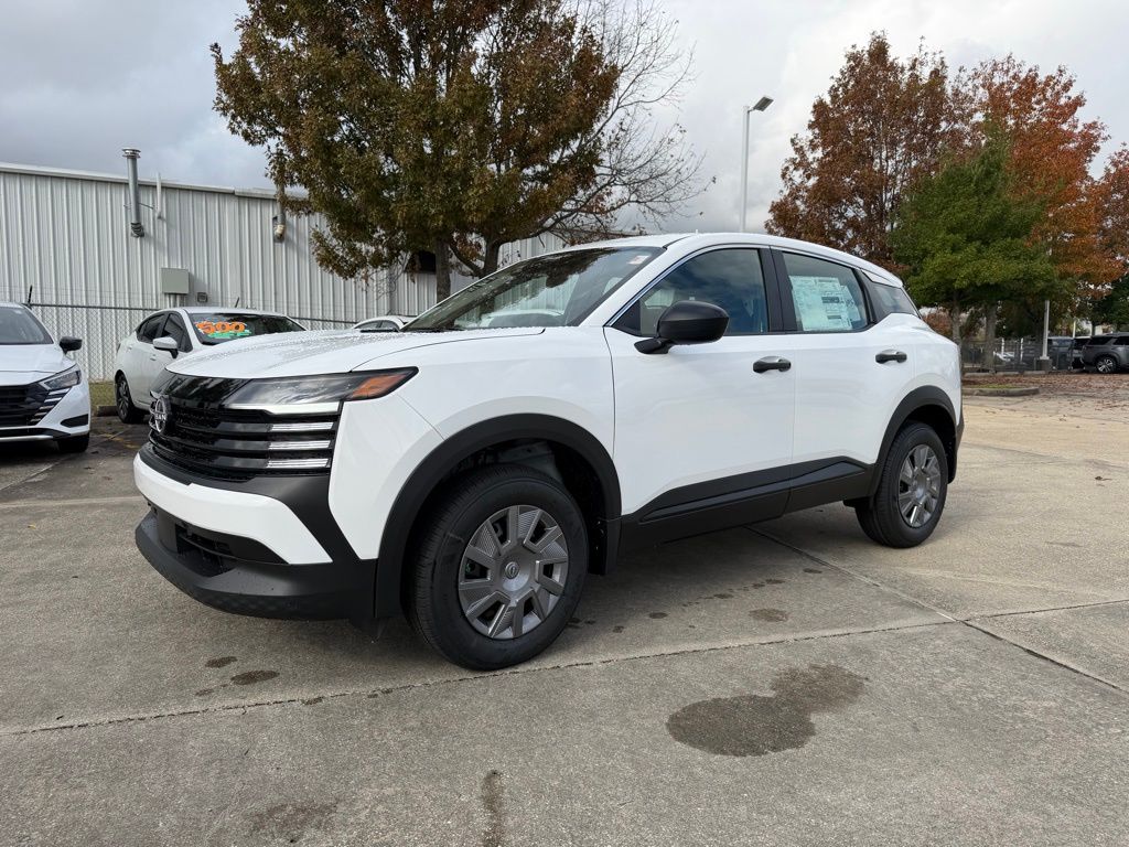 2026 Nissan KICKS S's photo