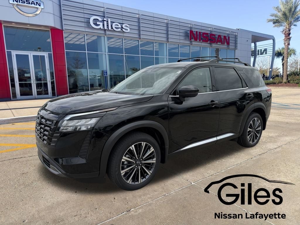 2026 Nissan Pathfinder Platinum 2WD's photo