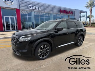 2026 Nissan Pathfinder Platinum SUV