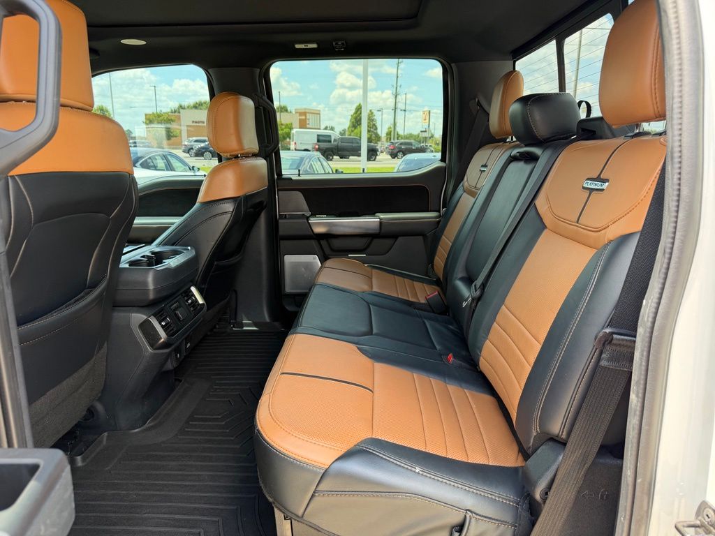 2023 Ford F-150 Platinum - Photo 14