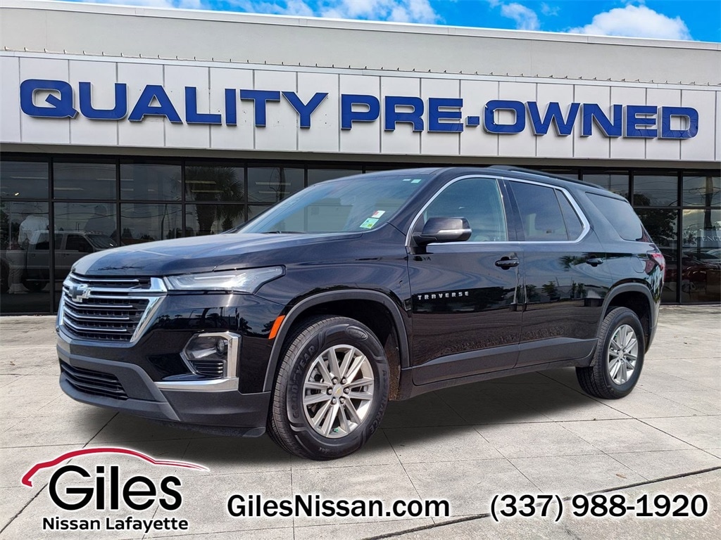 Used 2023 Chevrolet Traverse LT SUV