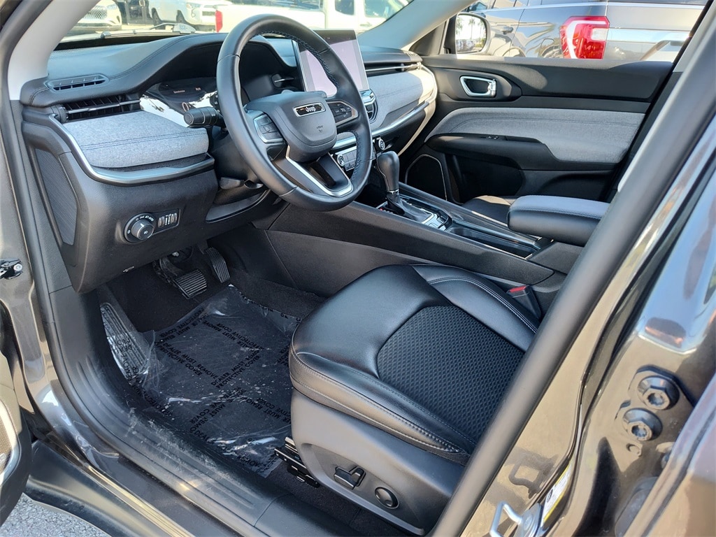 Used 2022 Jeep Compass Latitude SUV