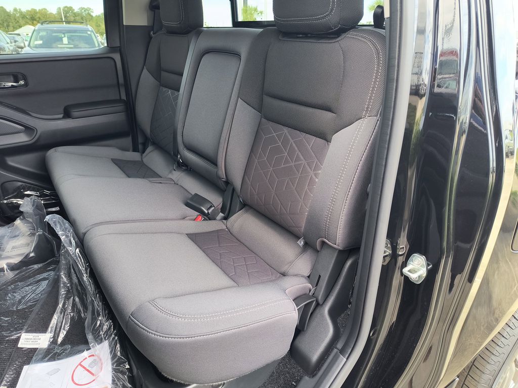 2026 Nissan Frontier SV - Photo 16
