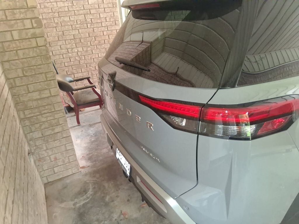 Used 2025 Nissan Pathfinder Platinum SUV