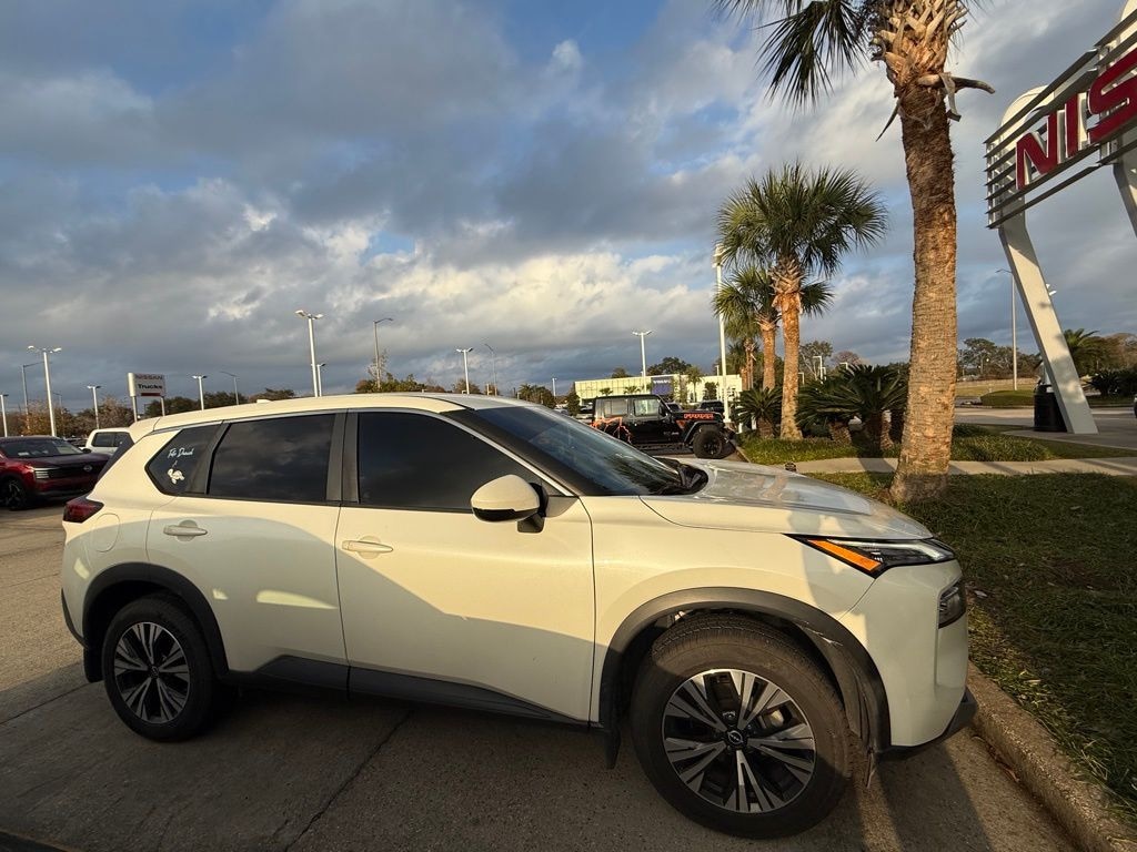 Used 2022 Nissan Rogue SV SUV