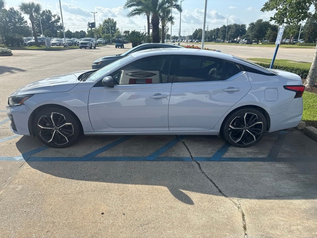 Used 2023 Nissan Altima 2.5 SR Sedan