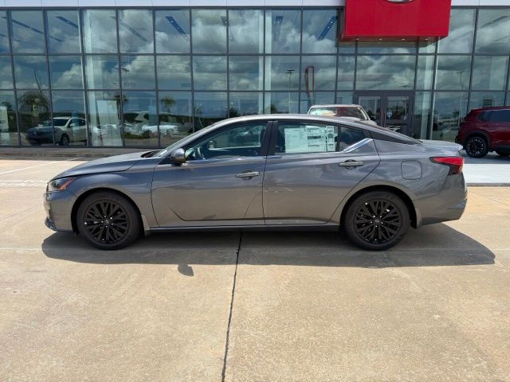 New 2026 Nissan Altima 2.5 SV Sedan