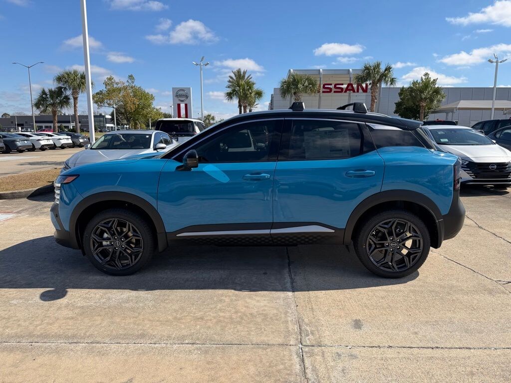 New 2026 Nissan Kicks SR SUV