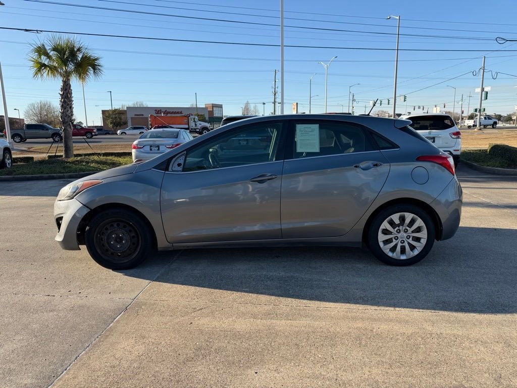 Used 2017 Hyundai Elantra GT Base Hatchback