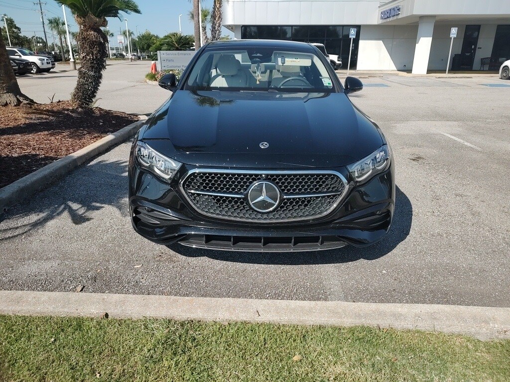 2025 Mercedes Benz E 350 photo 3