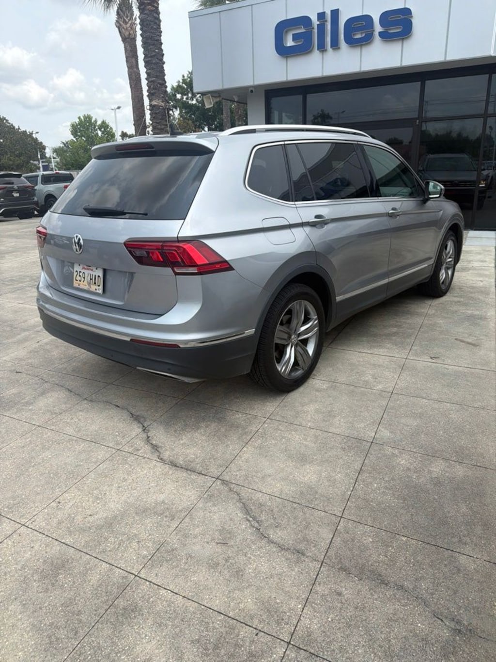 Used 2021 Volkswagen Tiguan 2.0T SEL SUV