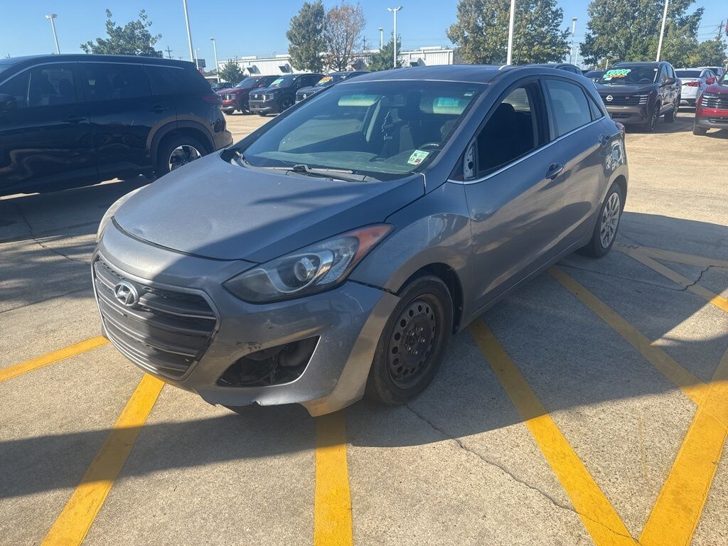 Used 2017 Hyundai Elantra GT Base Hatchback