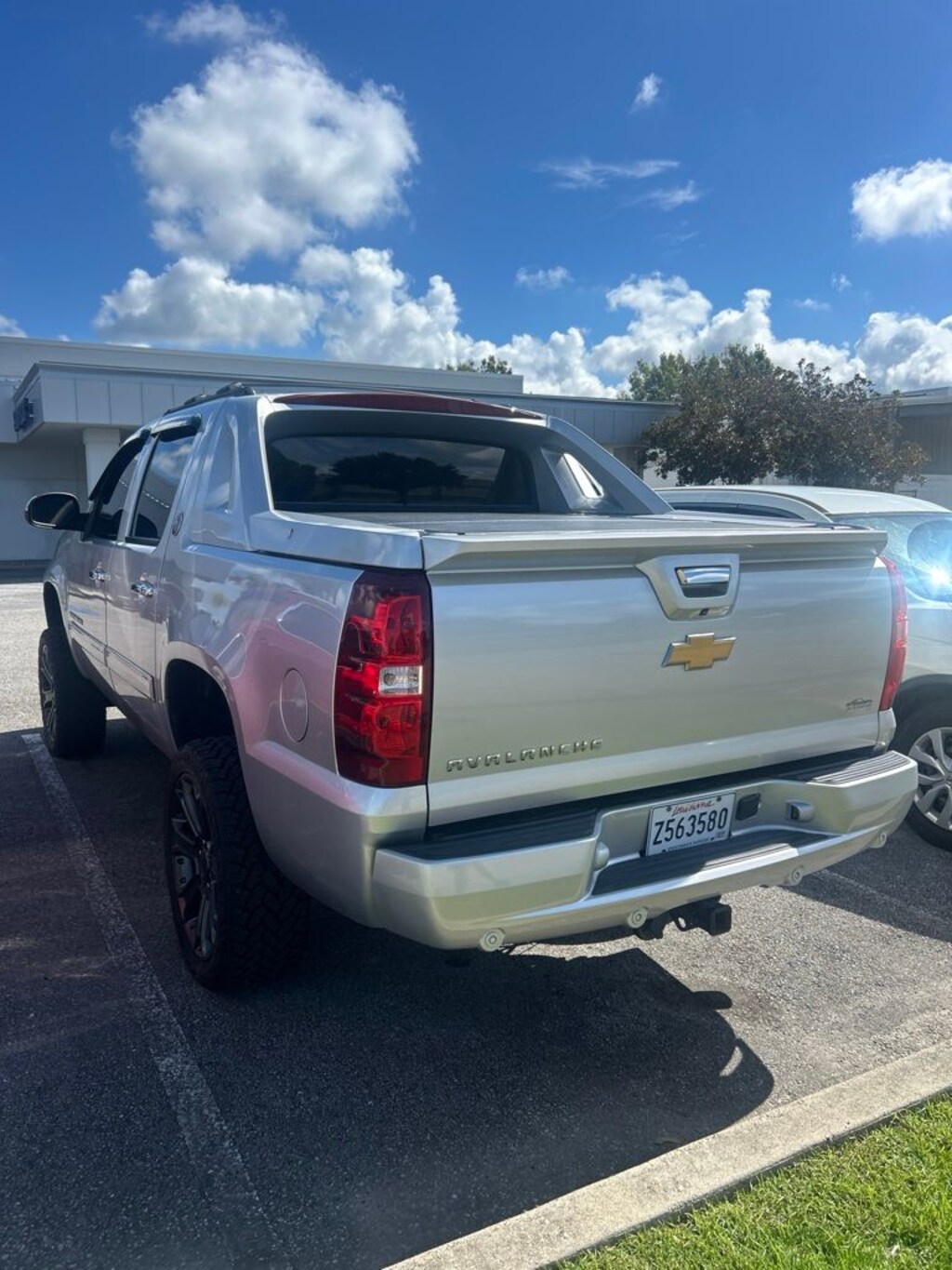 Used 2013 Chevrolet Avalanche 1500 LT Truck