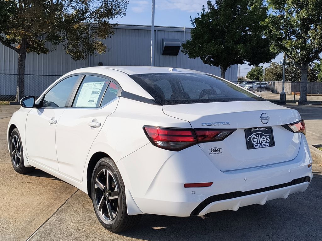 2025 Nissan Sentra SV photo 3