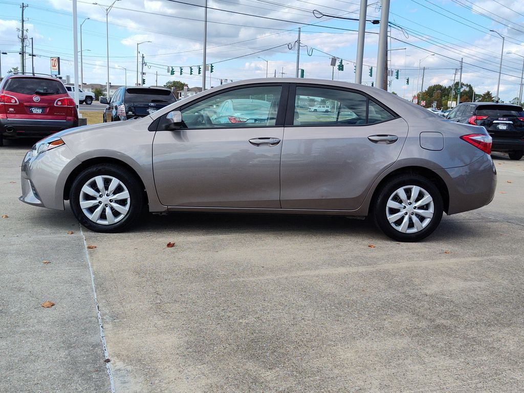 2014 Toyota Corolla L photo 3