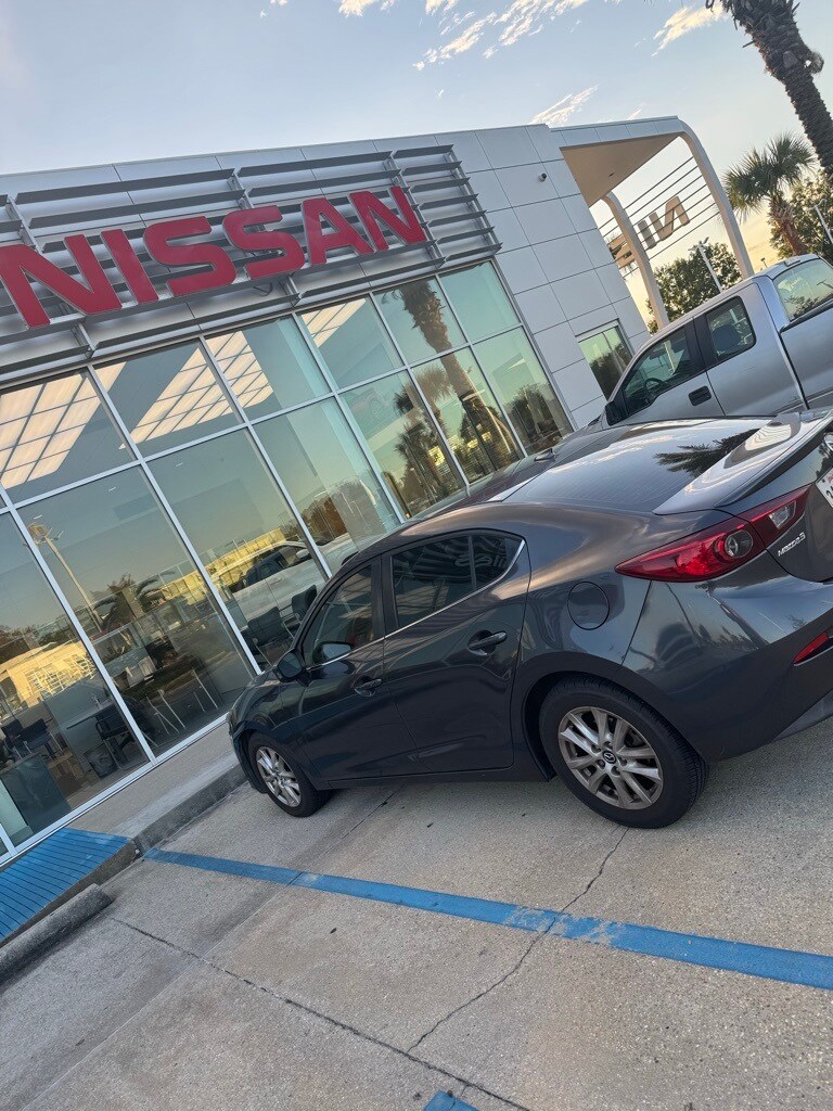 2015 Mazda Mazda3 Grand Touring photo 4