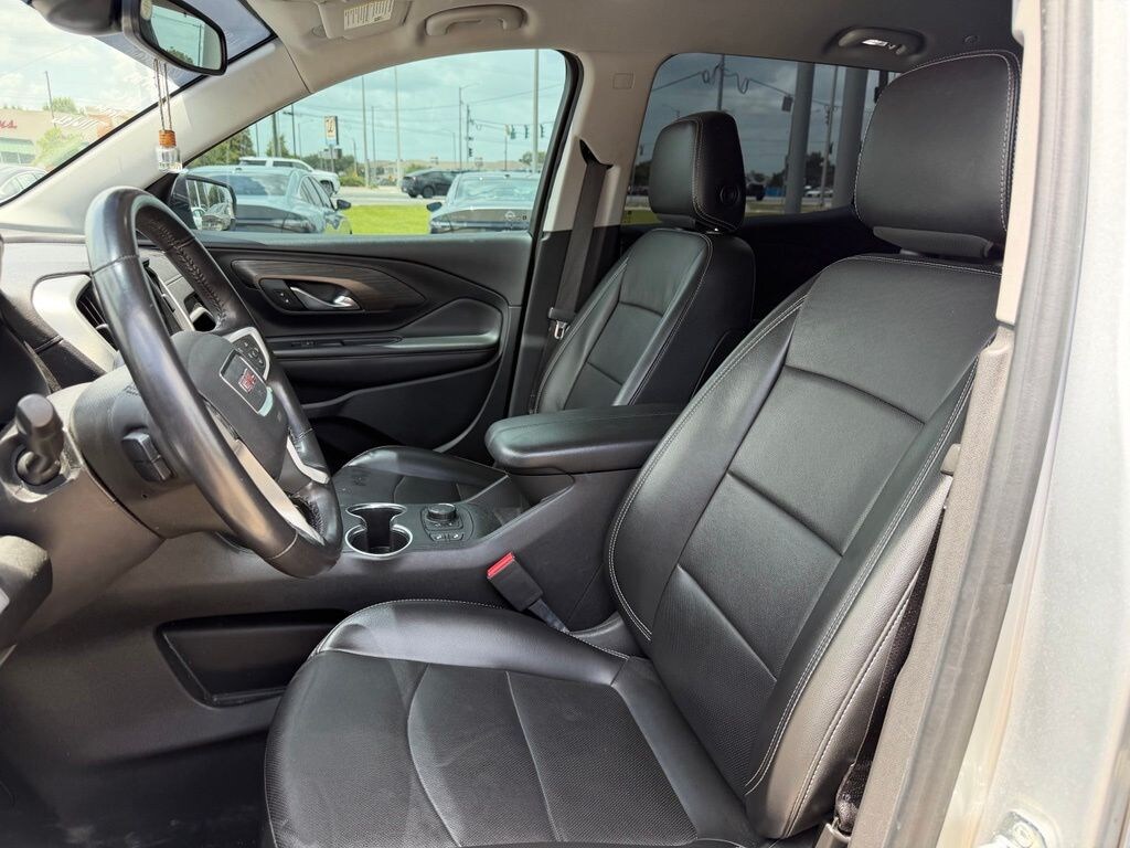 Used 2022 GMC Terrain SLT SUV