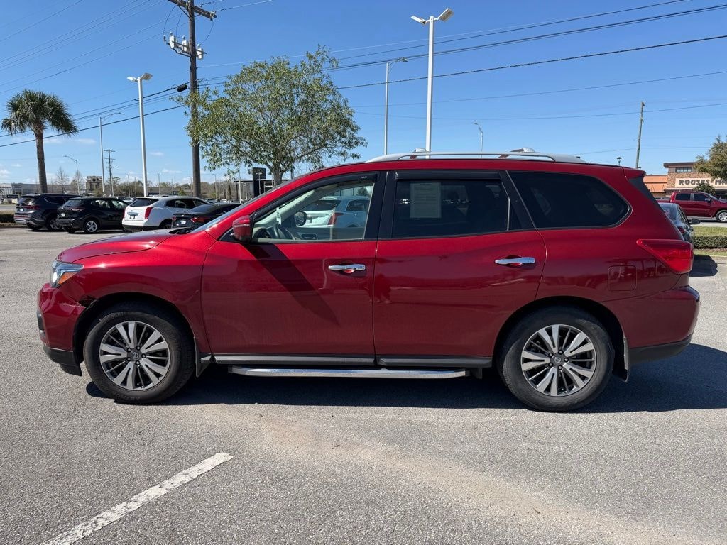 Used 2020 Nissan Pathfinder SL SUV