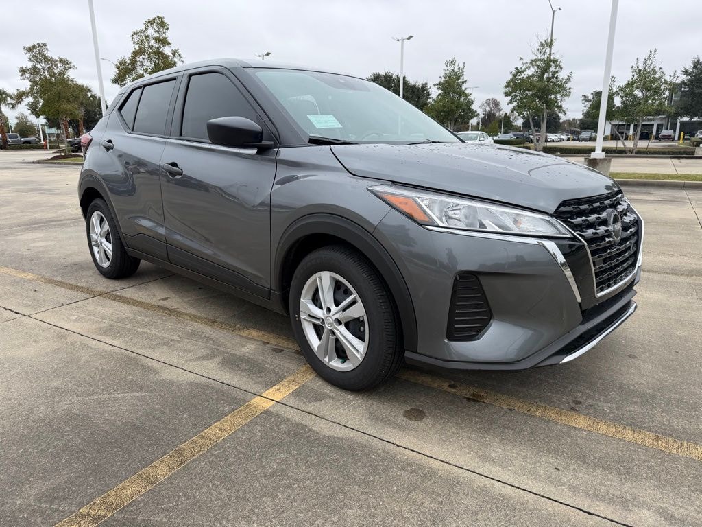 Used 2025 Nissan Kicks Play S SUV