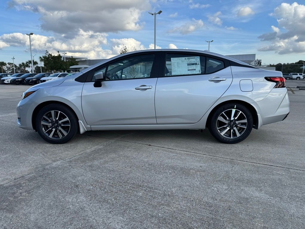 New 2025 Nissan Versa 1.6 SV Sedan