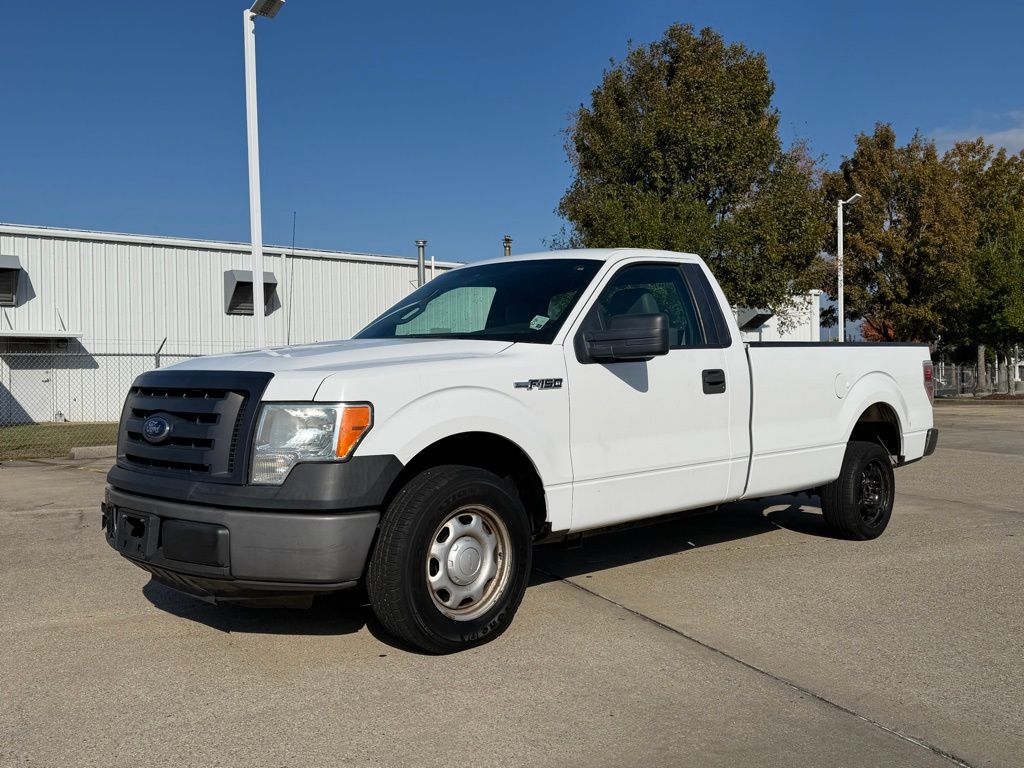 2012 Ford F-150 XL's photo