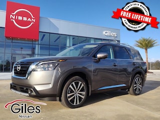 2025 Nissan Pathfinder Platinum SUV