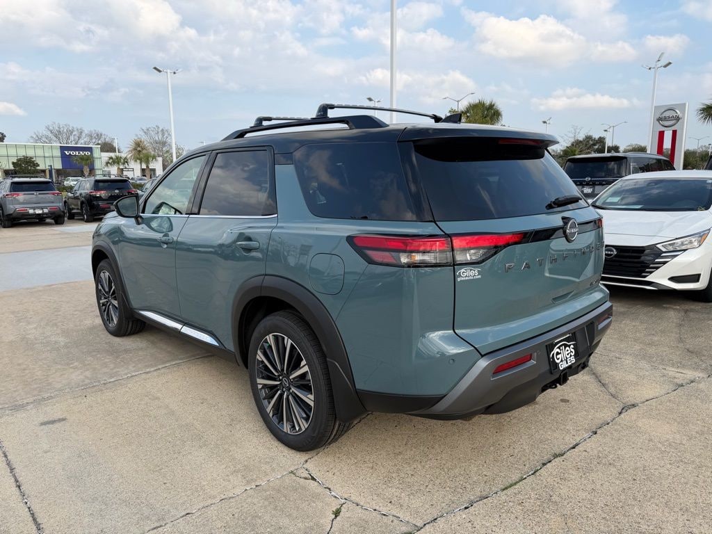 New 2026 Nissan Pathfinder Platinum SUV